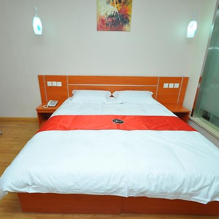 Thank Inn Chain Hotel West Eleven Road Mall Linyi (Shandong) Exterior foto